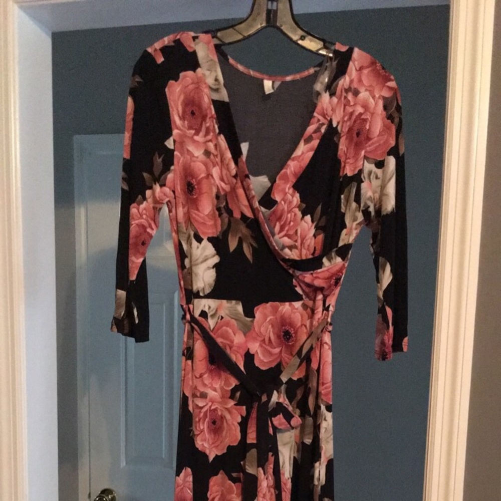 Pink Blush Maternity/Nursing dress!